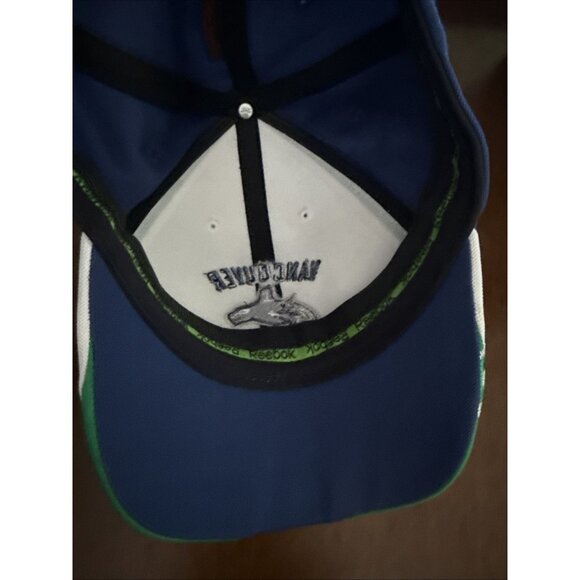 Vancouver Canucks Reebok Center Ice NHL Piped Bill Hockey Cap Hat L/XL - Picture 4 of 10